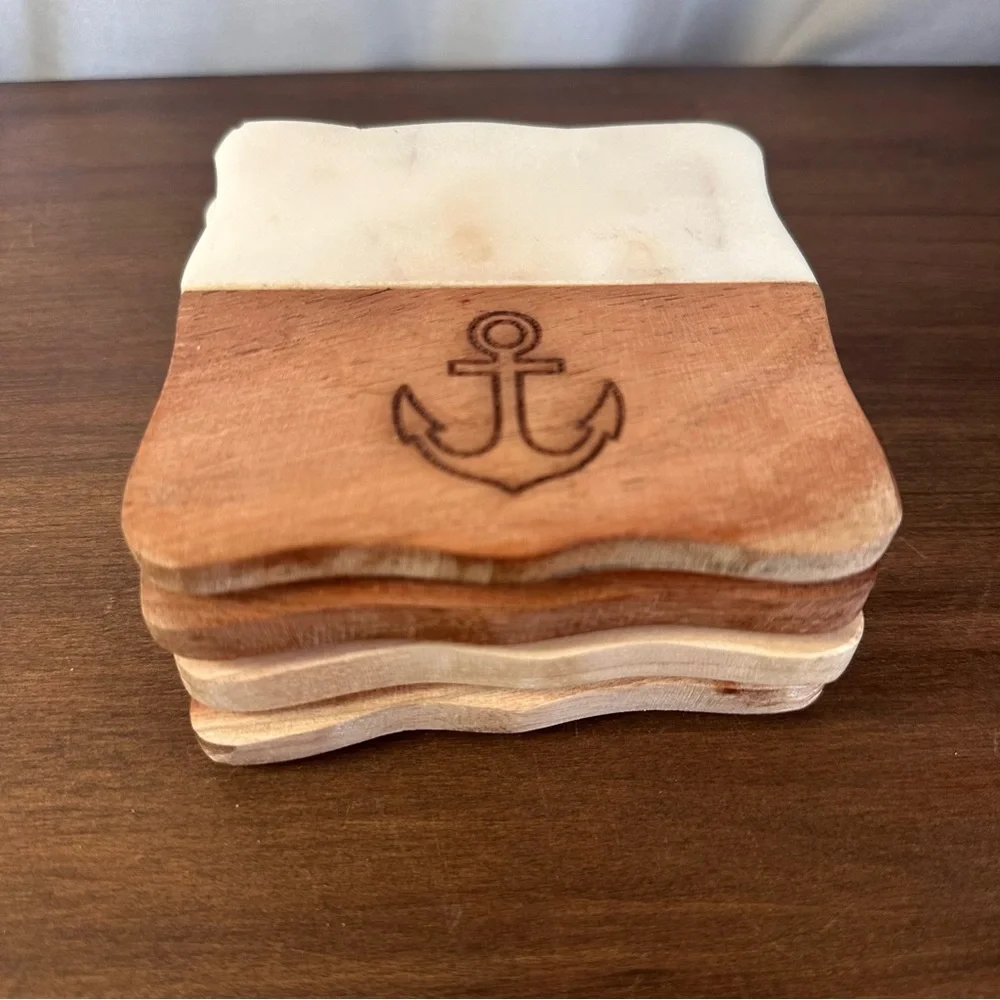 Set of 4 Marble and Wood Coasters